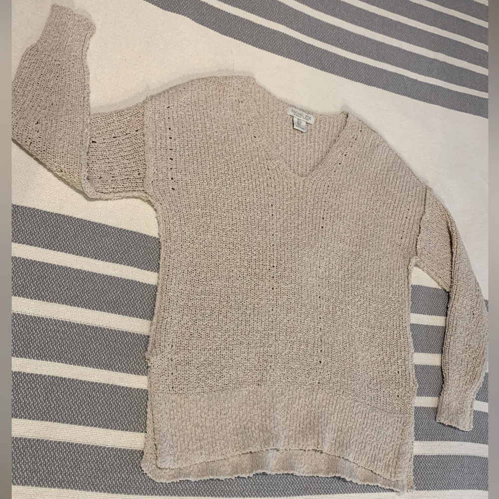 Rachel Zoe sweater. Super soft. Cute. Size small.